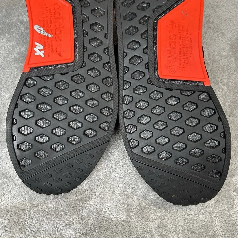 Adidas NMD_R1 V2 Black Solar Red Sneakers Men's Size 10 Athletic‎ Running Shoes